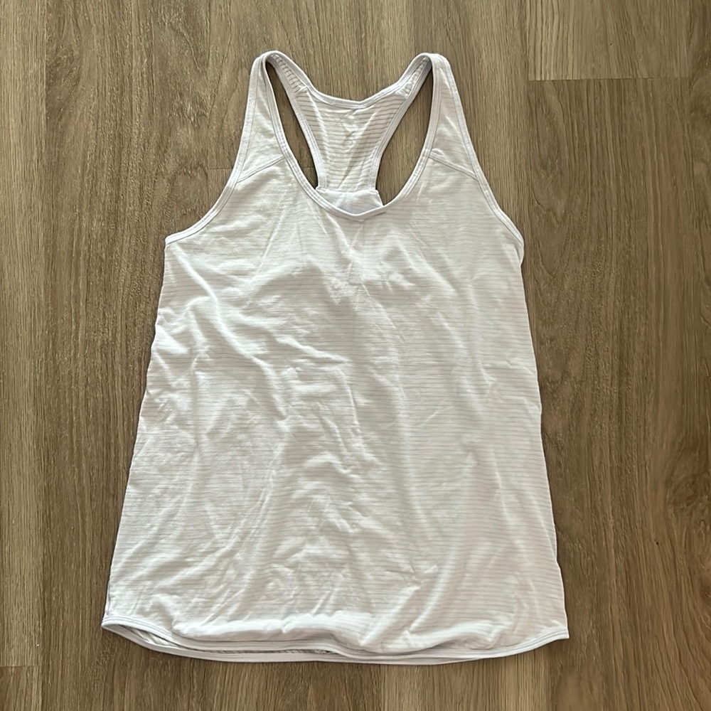 Lululemon Active Tank - Size 4 - lavender
